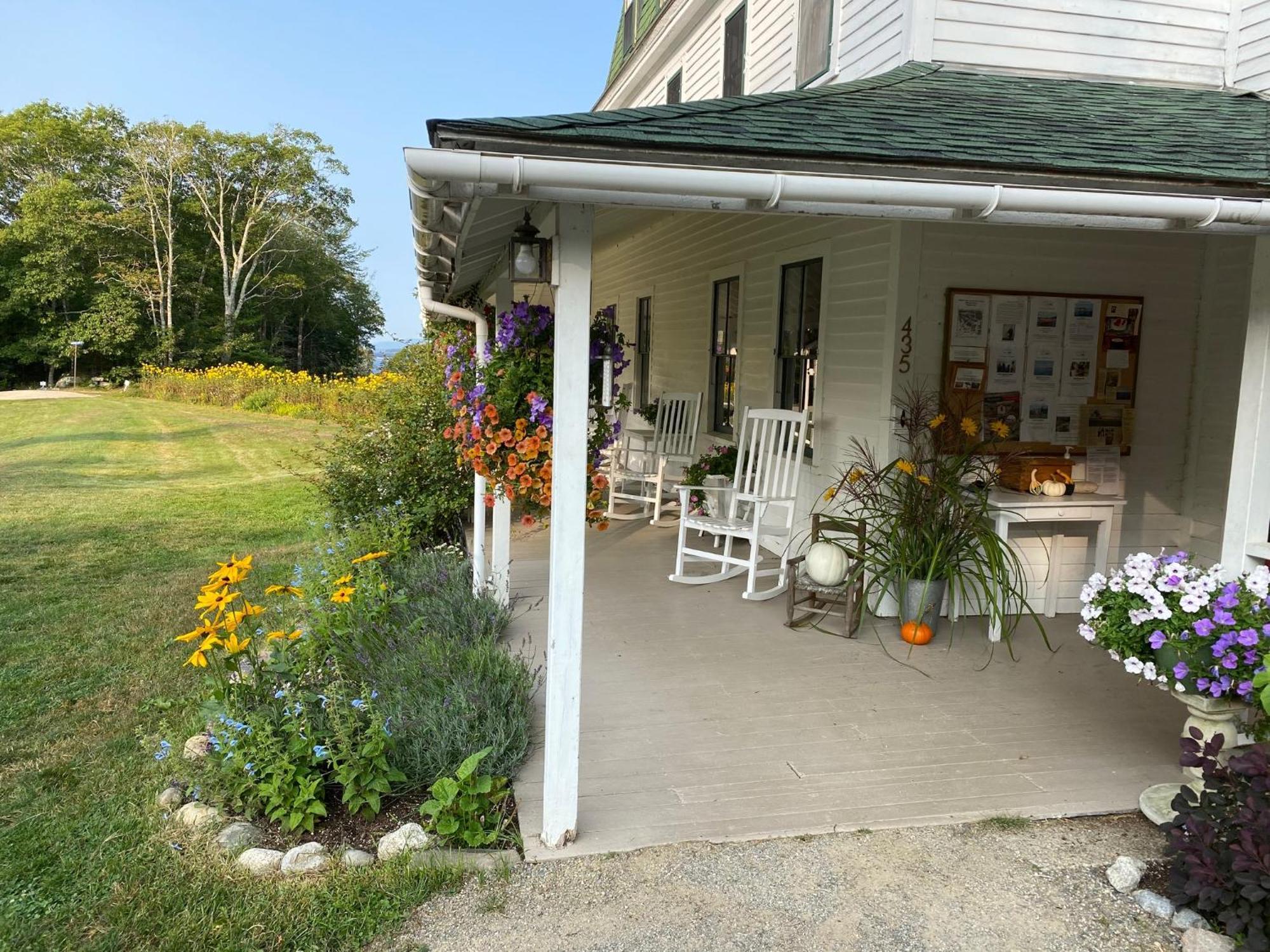 Oakland House Seaside Inn & Cottages Brooksville Exterior photo
